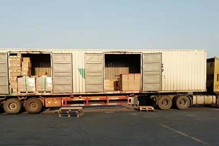 广州天河区正规搬家公司搬运工居民搬家提供1.5吨货车、厢货车服务